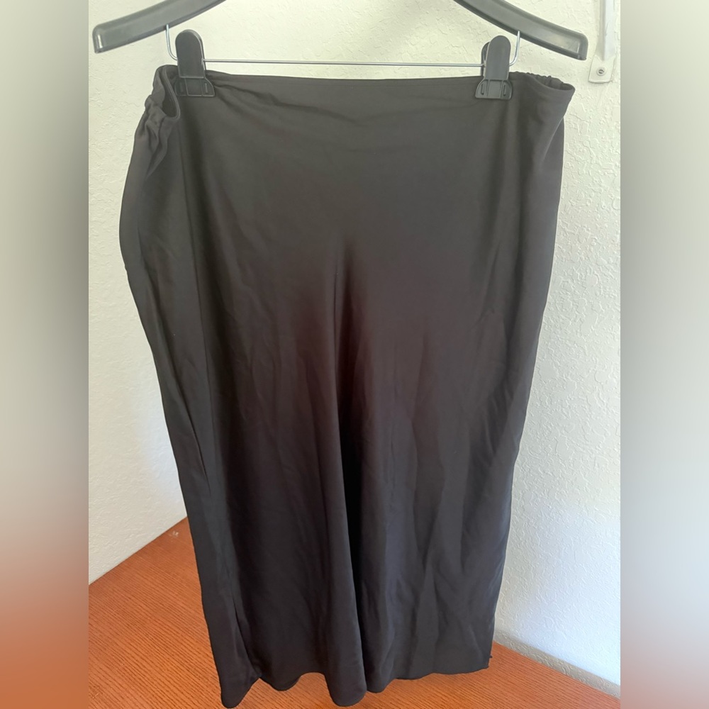 Old Navy black Satin Slip midi length skirt XXL
